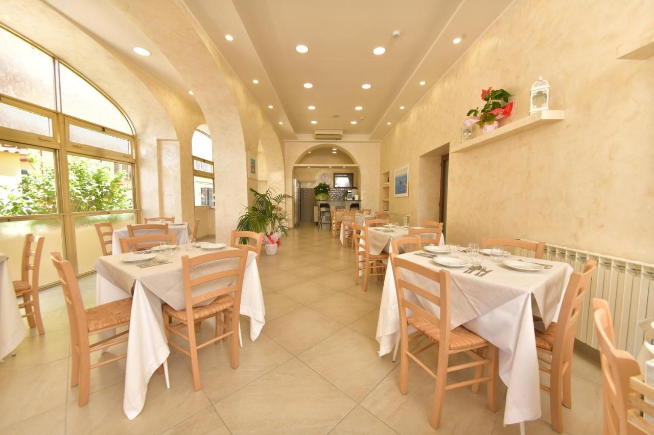 Albergo Atlantic Ischia Extérieur photo