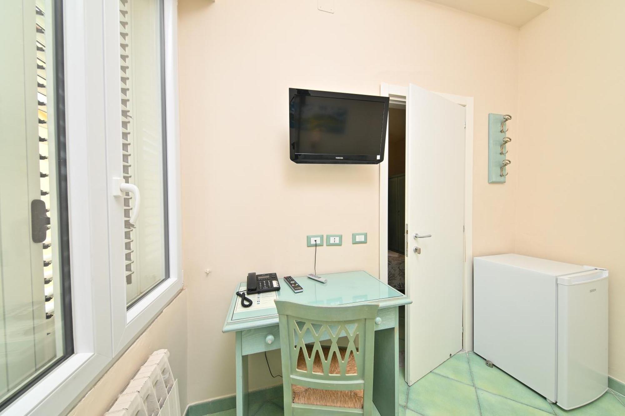 Albergo Atlantic Ischia Extérieur photo