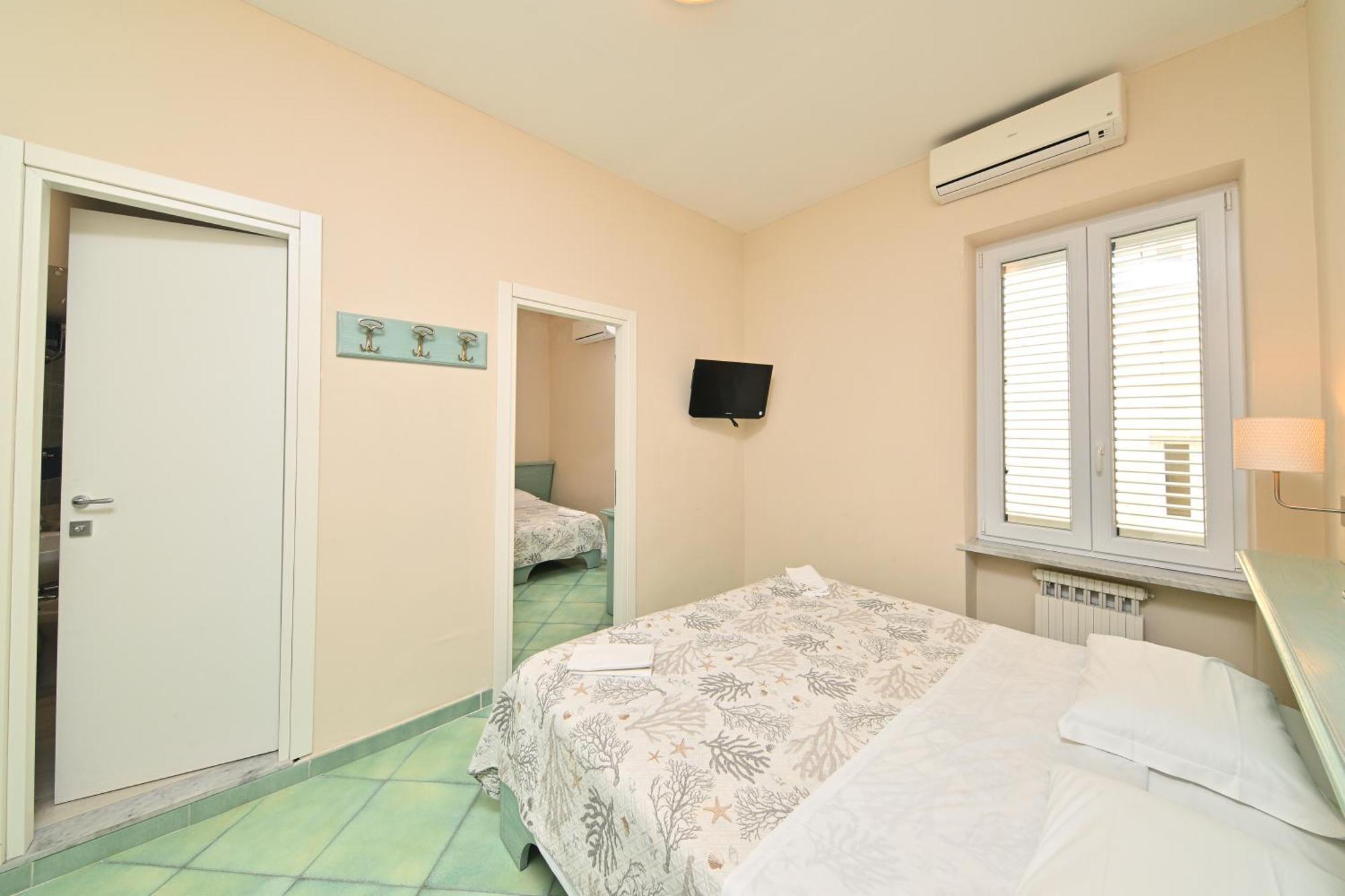 Albergo Atlantic Ischia Extérieur photo